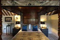 The Harcourt Arms Hotels in West Oxfordshire