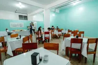 Hotel Verde Mares - breakfast