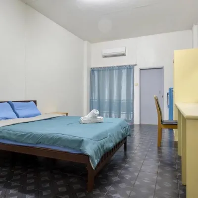 Monta Apartment Hoteles cerca de Universidad Burapha