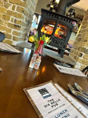 The Six Bells - 3-Star