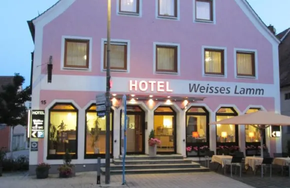 蘭姆威瑟斯酒店