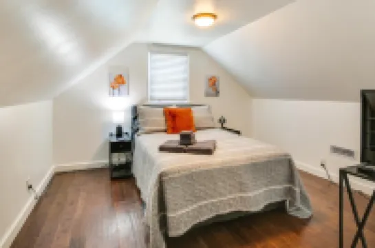 The Peaceful Post Cozy Winter Escape in Kingston