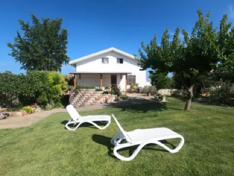 Tranquil Villa Retreat in Giuliano Teatino Hotel di 