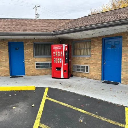 Westgate Manor Motel Austintown & Youngstown Ohio
