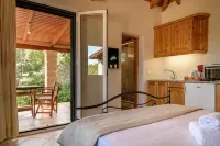 Villa Mare Studios Hotels near Navagio