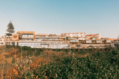 Noah Surf House Portugal