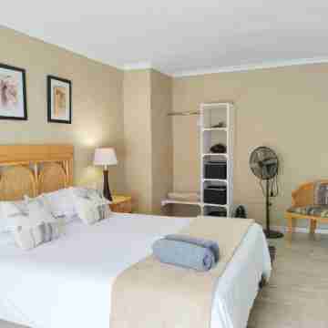 Green Hills Forest Lodge Rooms