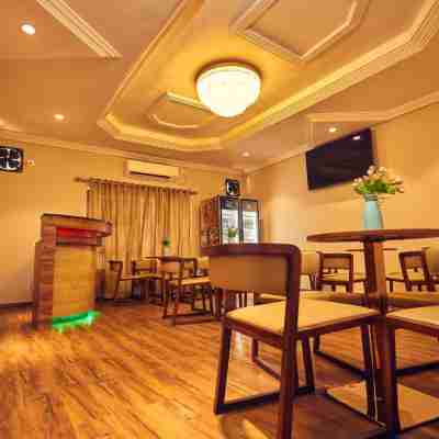 HOTEL KING'S PALACE Dining/Meeting Rooms