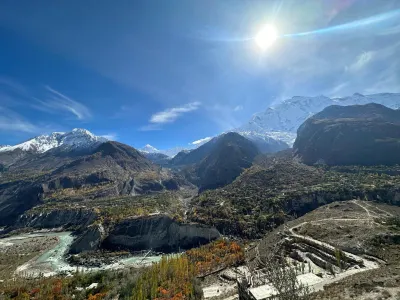 KOH E QAF HUNZA Hôtels à : 