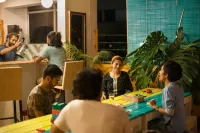 Locul Central - Church Street - Hostels
