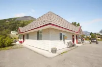 Trailhead Lodging - Moteles