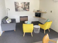 Comfort Inn & Suites Lakes Entrance - 3-Star