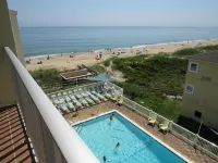 Surf Side Hotel - Beach