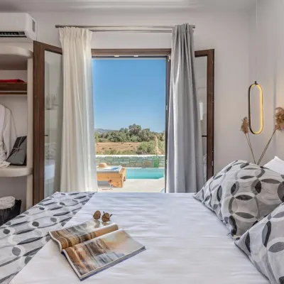Naxian Air Hotels near Pyrgos Bellonia