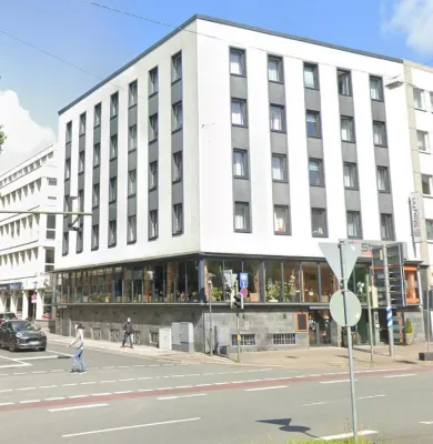Stay-Inn Bielefeld Zentrum - بار