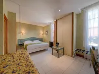 Logis le Tadorne Hotels in Piney
