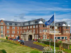 The Victoria Hotel & Source Spa