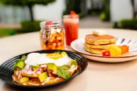 Hotel Horizon & Convention Center - breakfast