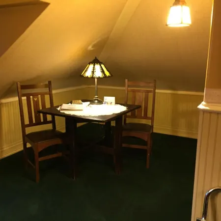 Alaska's Capital Inn Bed and Breakfast