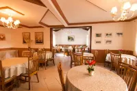 Pousada Vilage Inn Capivari Campos do Jordão Các khách sạn ở 