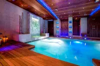 Mała Anglia Deluxe Rooms & Spa - Hot Tub
