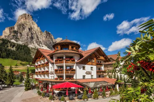 Hotel Table Hotels in Corvara in Badia