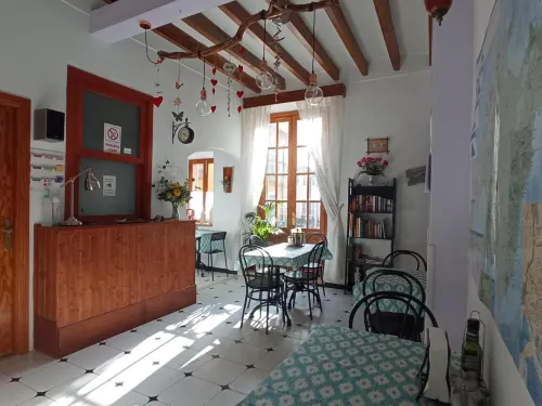 Hostal Ca'n Tiu - 2-Star