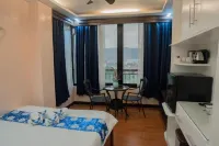 Skylodge Resort