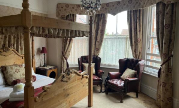 Baytree House - Housity