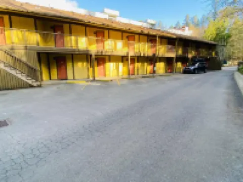 Wessex Inn by the Sea Hotels in Cowichan Bay