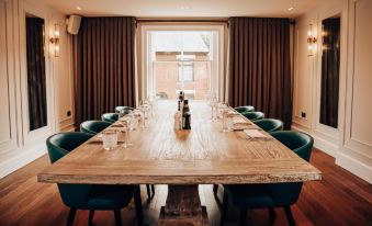 Lion & Swan Hotel