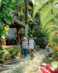 Mahagiri Resort & Restaurant Hotel dekat PASAR SENGGOL DESA PAKRAMAN NONGAN