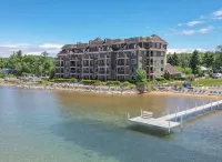 Tamarack Lodge Hotels in East Bay Township