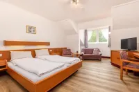 Sattelbogener Hof Hotels in Cham