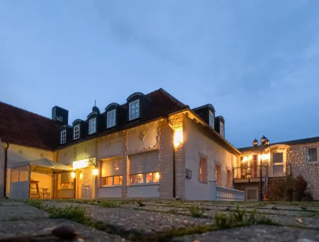 Eggersheimer Hof Отели в г. Цюльпих