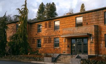 Inn of the White Salmon