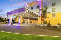 Holiday Inn Express & Suites Nokomis - Sarasota South Hotels in Nokomis