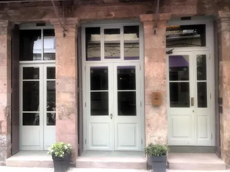 Issa Lesvos Отели рядом с достопримечательностью «Эгейский университет»