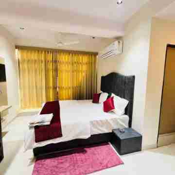 hotel royal sky Rooms