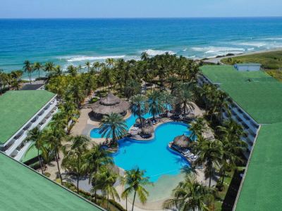 Outdoor Swimming Pool Sunsol Isla Caribe Photo