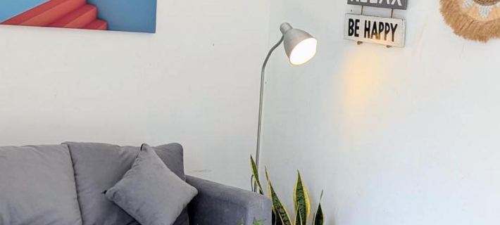 Homey Guesthouse Kertajaya (Syariah) Hotels in Gubeng