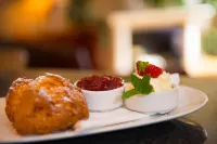 Murphy's Hotel - breakfast