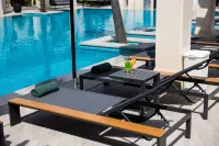 Mustafa Hotel - Pools