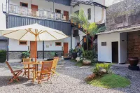 RedDoorz Near Velodrome Malang 2 Hotel a Lesanpuro