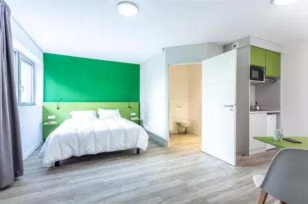 Atao Residence- Rennes Sud Отели в г. Домлу