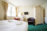 Queensbridge Hotel Отели в г. Абериствит