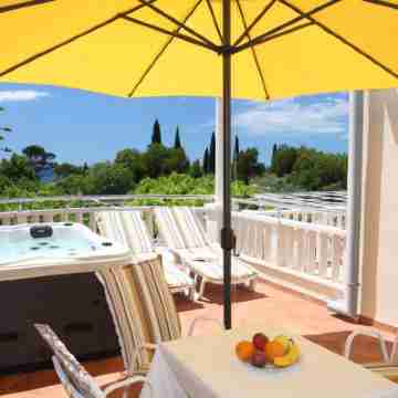 Apartments & Rooms Čakelić Fitness & Recreational Facilities