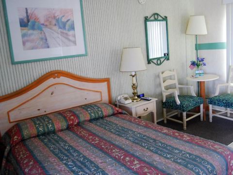 Redwood Motel