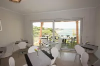 Borgo Degli Dei - Affittacamere Poseidone Hotels in Parghelia