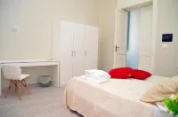 Correttori House Hotels in Reggio Calabria